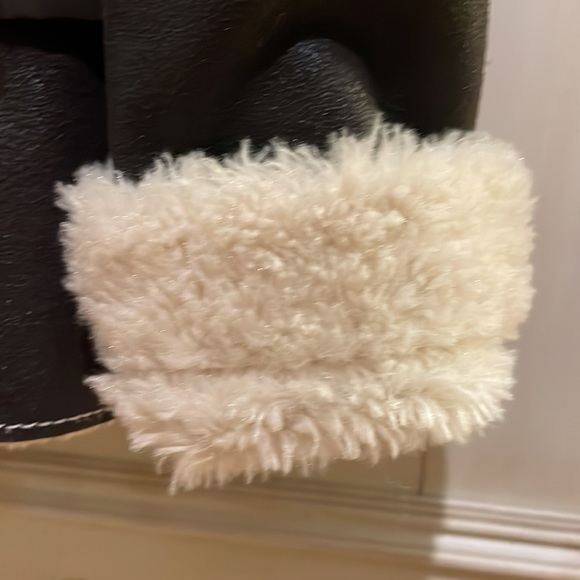 Brown Creenstone Winter Coat (European Brand) - Picture 8 of 15